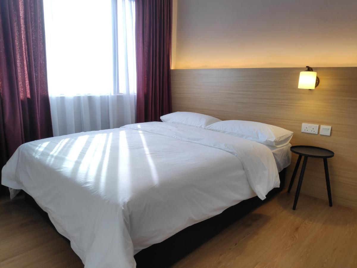 Ez Suites Bandar Seri Begawan Bagian luar foto